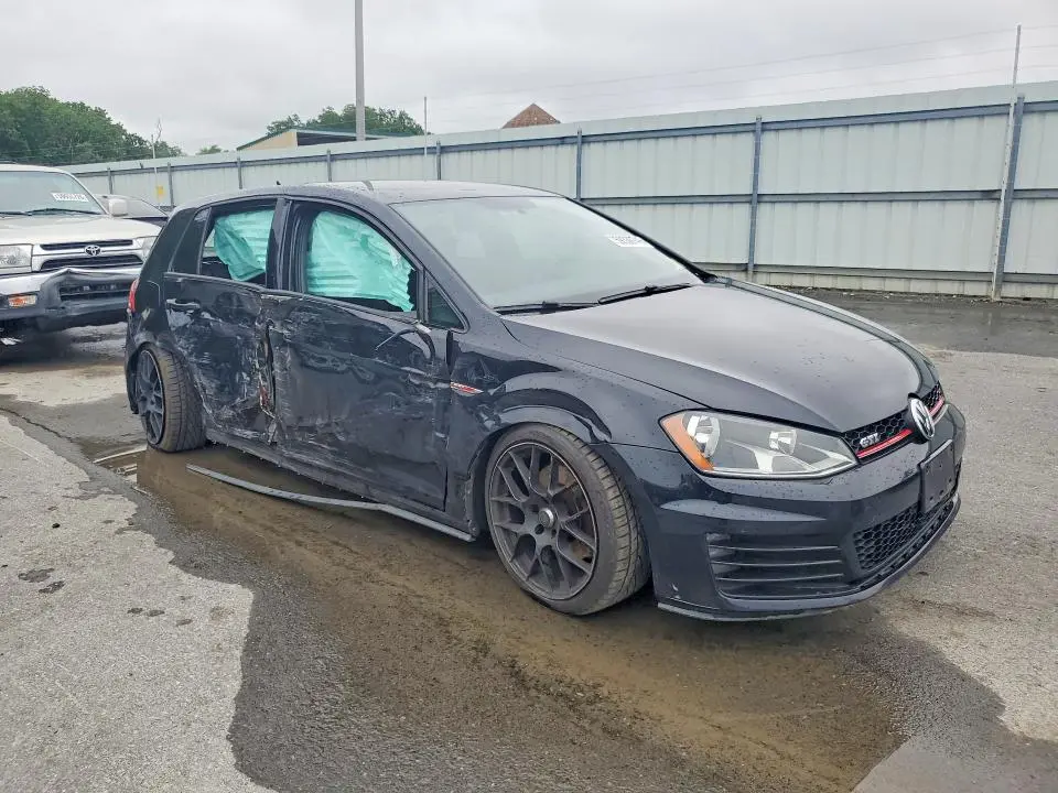2017 VOLKSWAGEN GTI S  