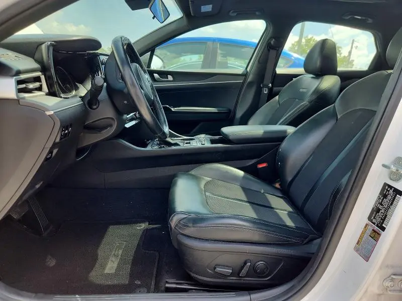 2022 KIA K5 GT LINE  
