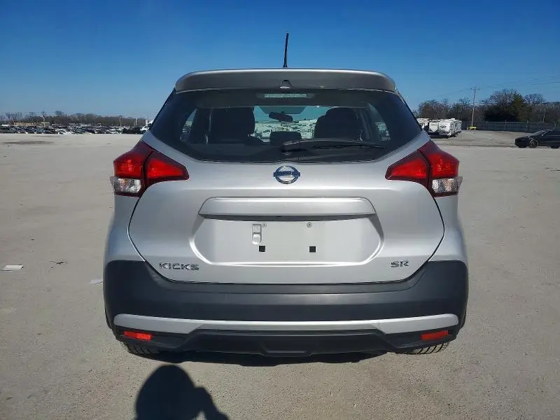 2018 NISSAN KICKS S  