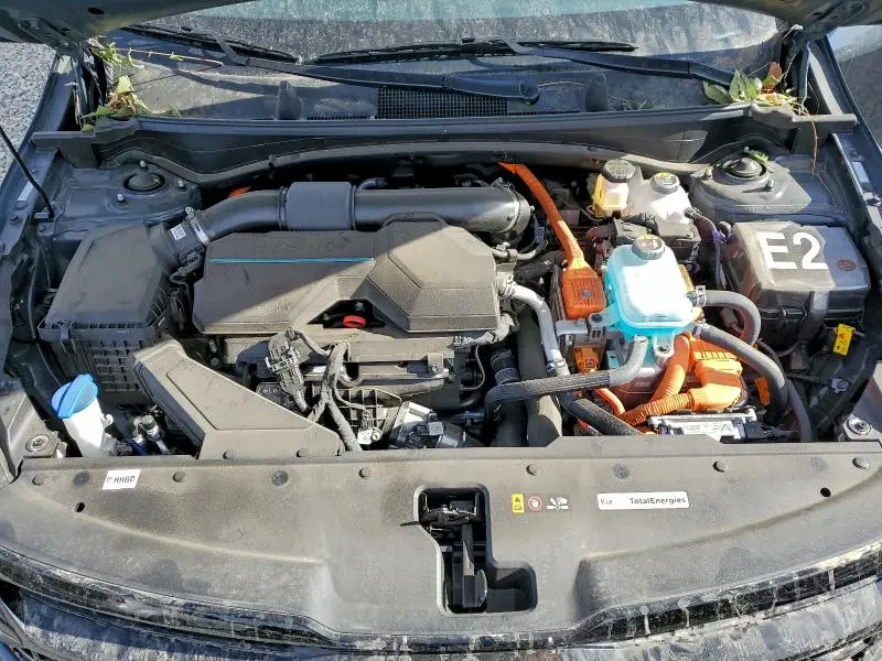 2025 KIA SPORTAGE X LINE  