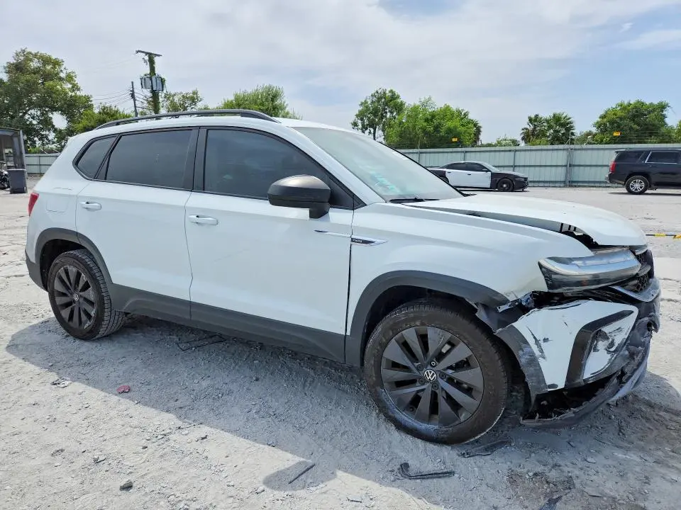 2023 VOLKSWAGEN TAOS S  