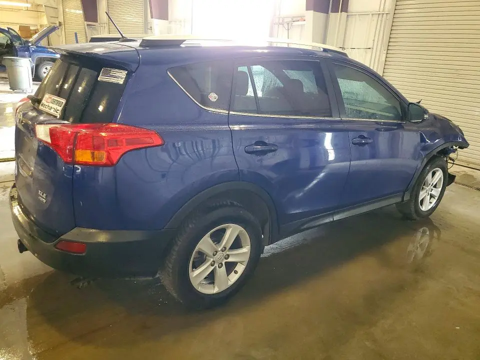 2014 TOYOTA RAV4 XLE  
