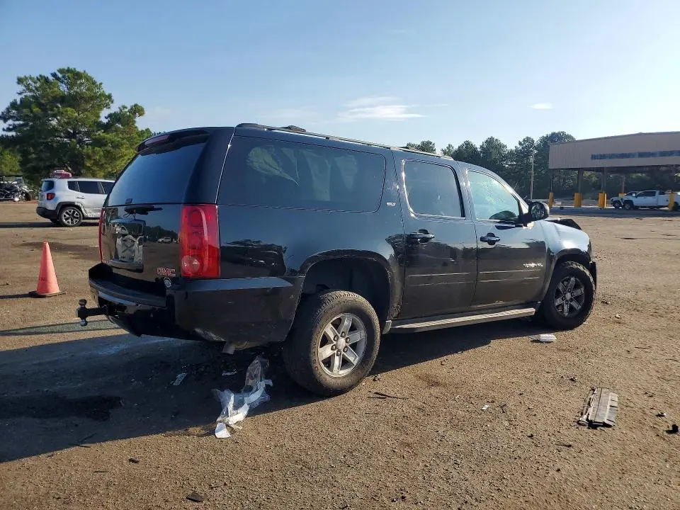 2013 GMC YUKON XL K1500 SLT  