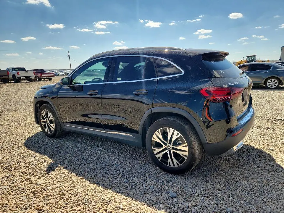 2025 MERCEDES-BENZ GLA 250  