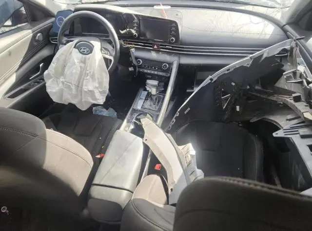 2022 HYUNDAI ELANTRA SEL  