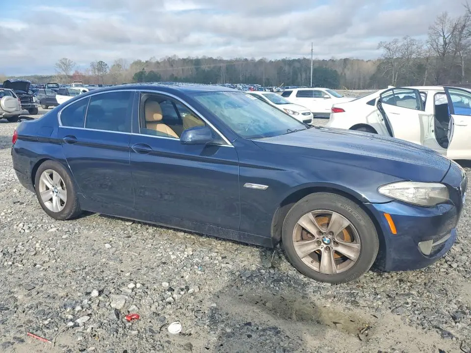 2011 BMW 528 I  