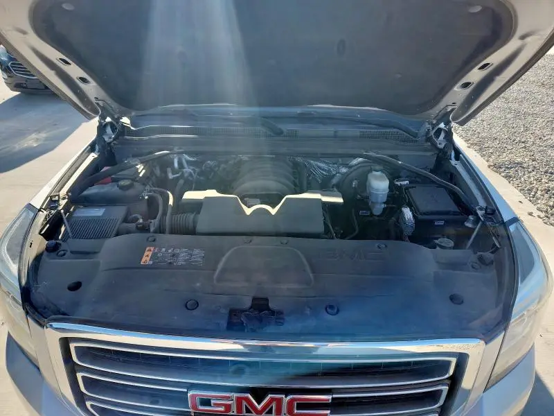 2018 GMC YUKON SLT  