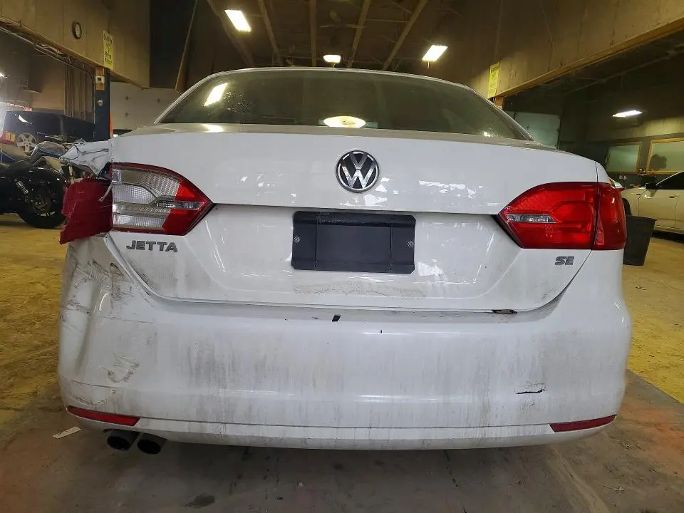 2014 VOLKSWAGEN JETTA SE  