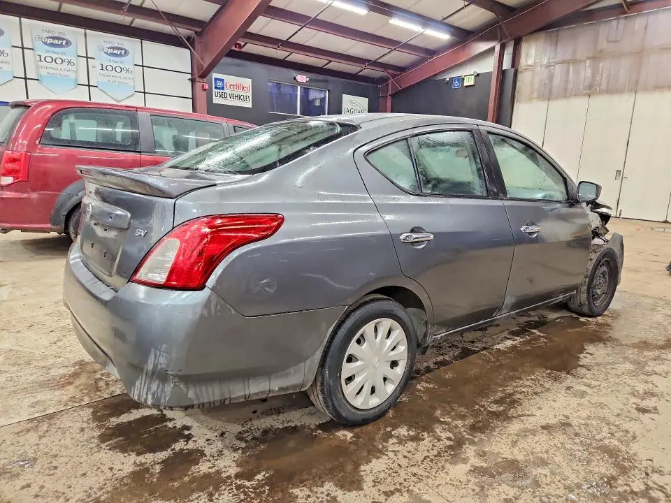 2018 NISSAN VERSA SV  