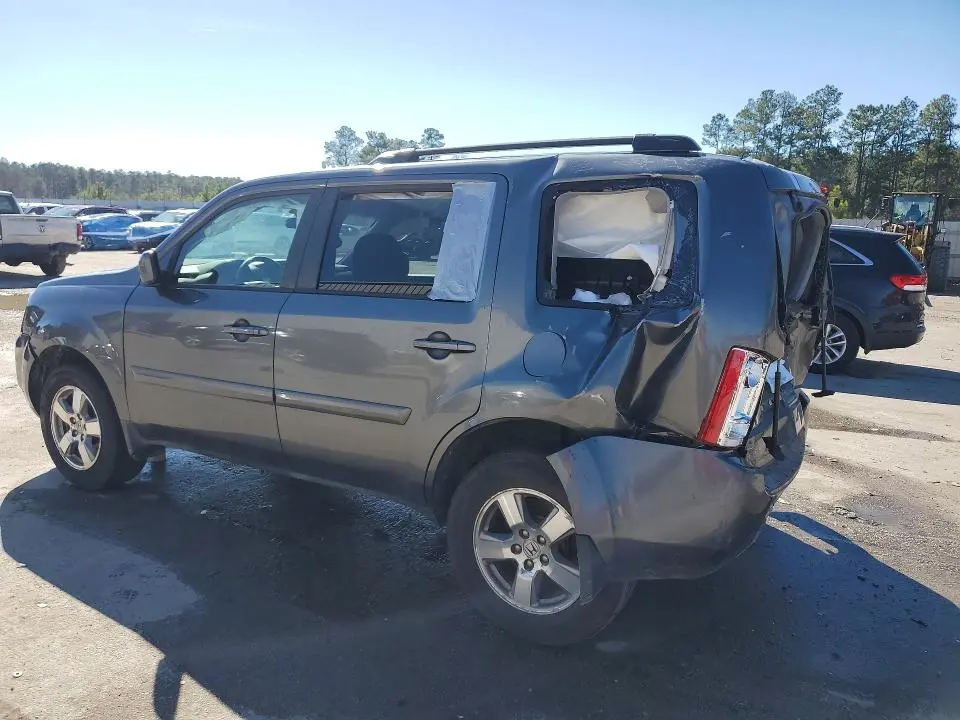 2011 HONDA PILOT EX  