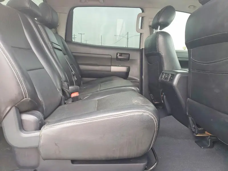 2013 TOYOTA TUNDRA CREWMAX SR5  