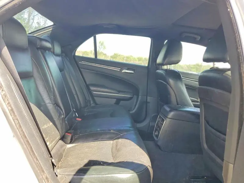 2012 CHRYSLER 300C   