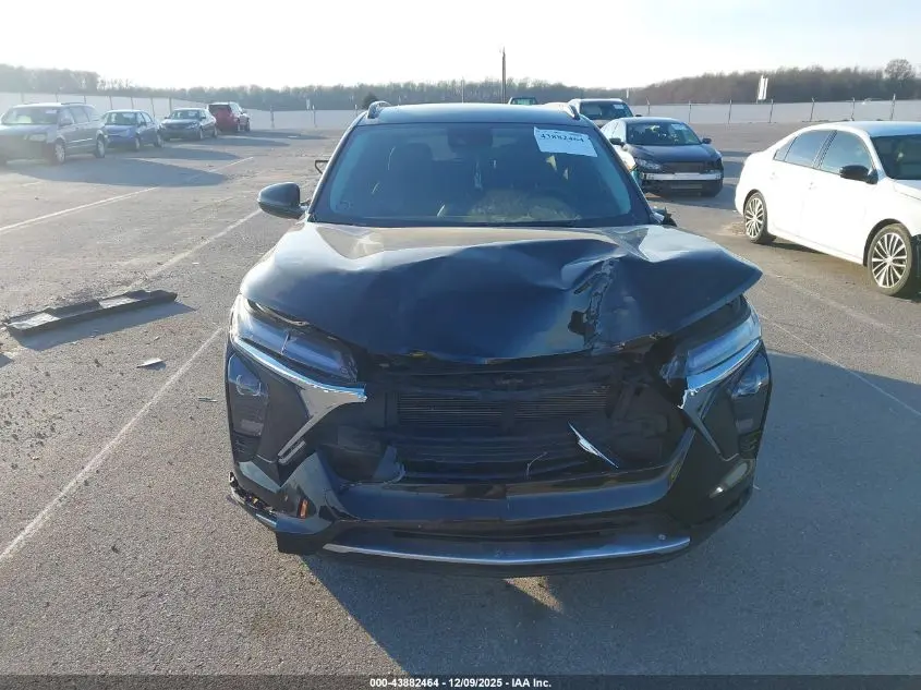 2025 CHEVROLET TRAX FWD LT