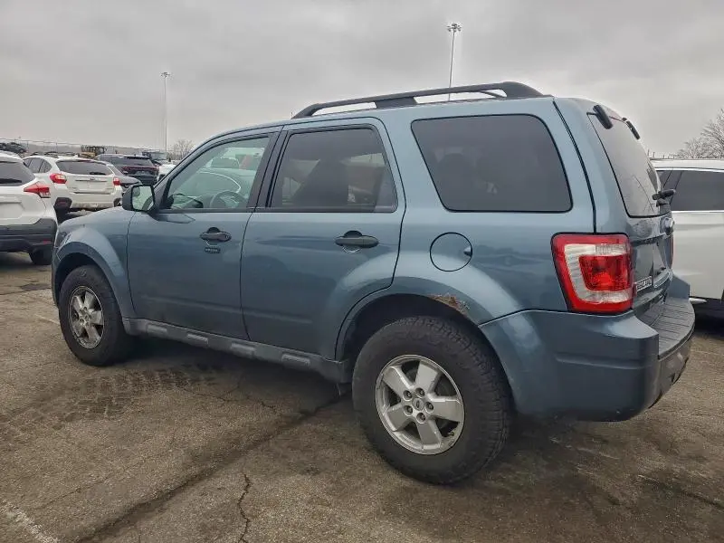 2011 FORD ESCAPE XLT  