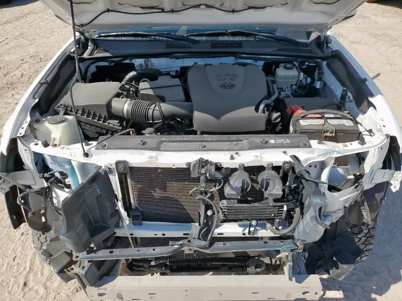 2017 TOYOTA TACOMA DOUBLE CAB  