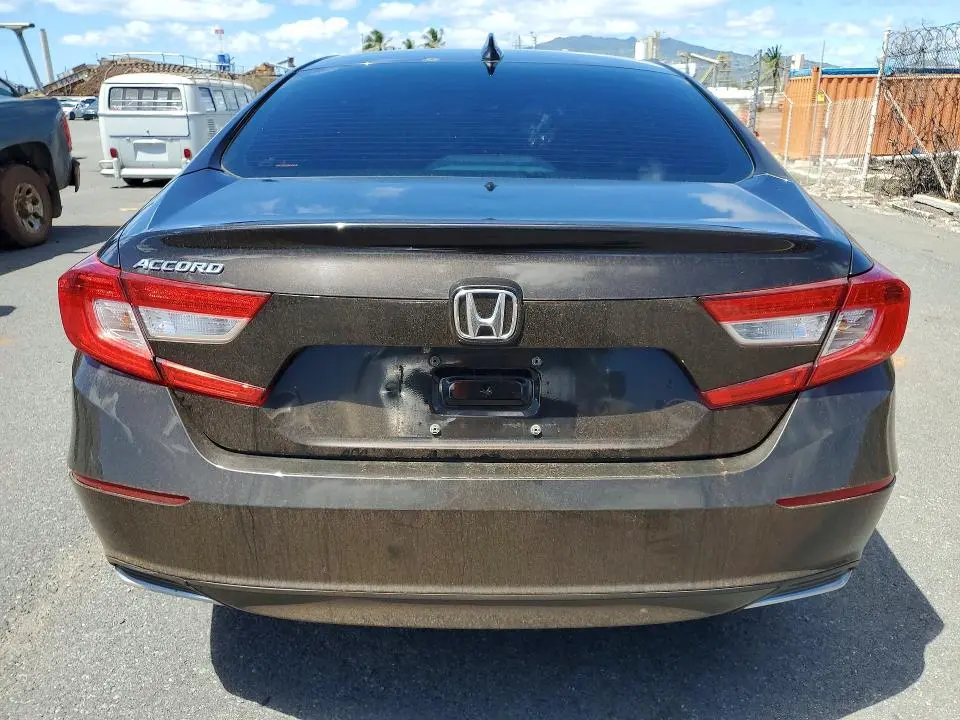 2018 HONDA ACCORD EX  