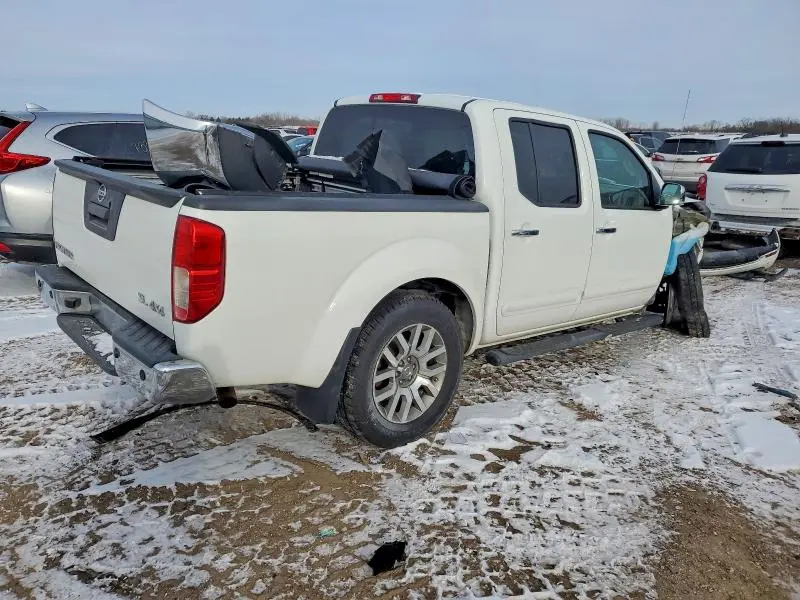 2013 NISSAN FRONTIER S  