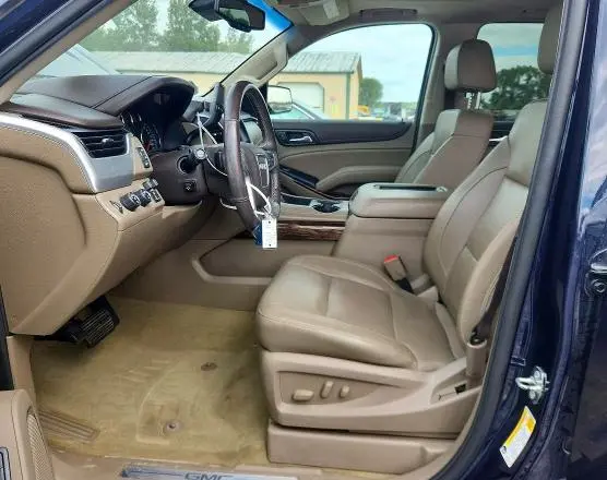 2017 GMC YUKON XL K1500 SLT  