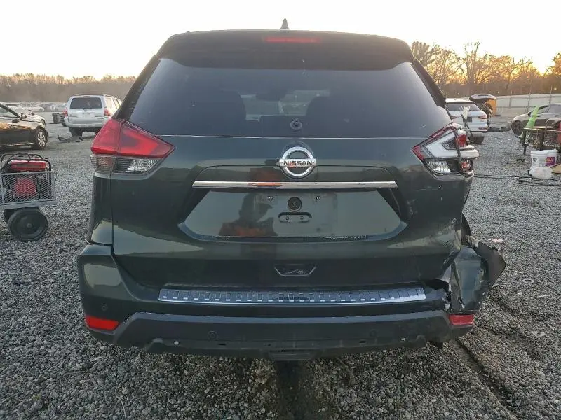 2019 NISSAN ROGUE S  