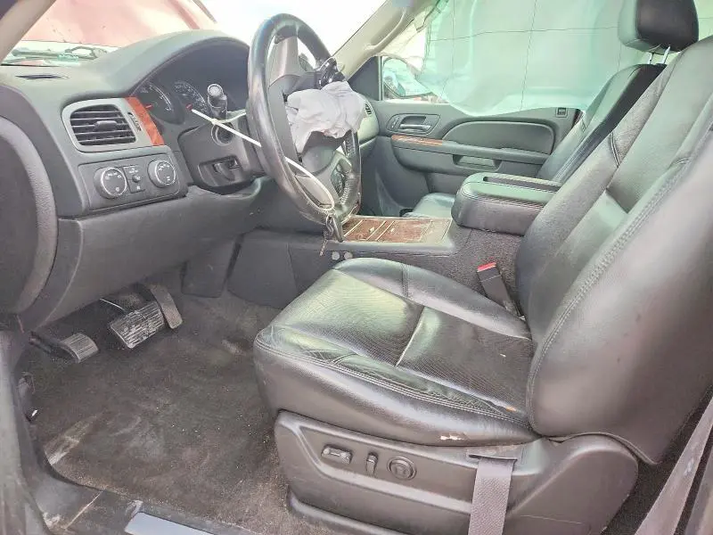 2013 CHEVROLET SUBURBAN K1500 LTZ  