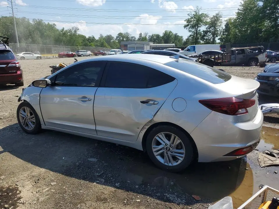 2020 HYUNDAI ELANTRA SEL  