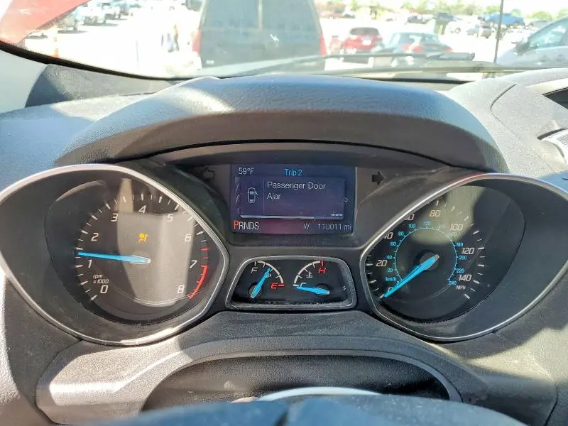 2015 FORD ESCAPE SE  