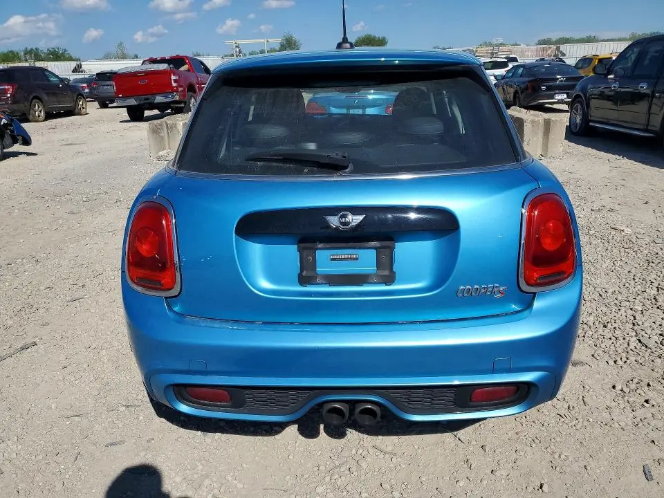 2016 MINI COOPER S  