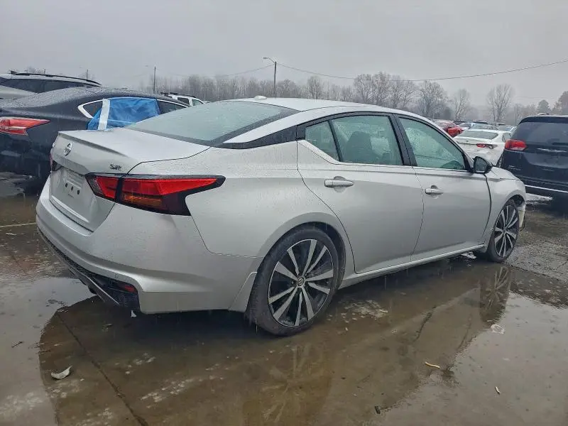 2020 NISSAN ALTIMA SR  