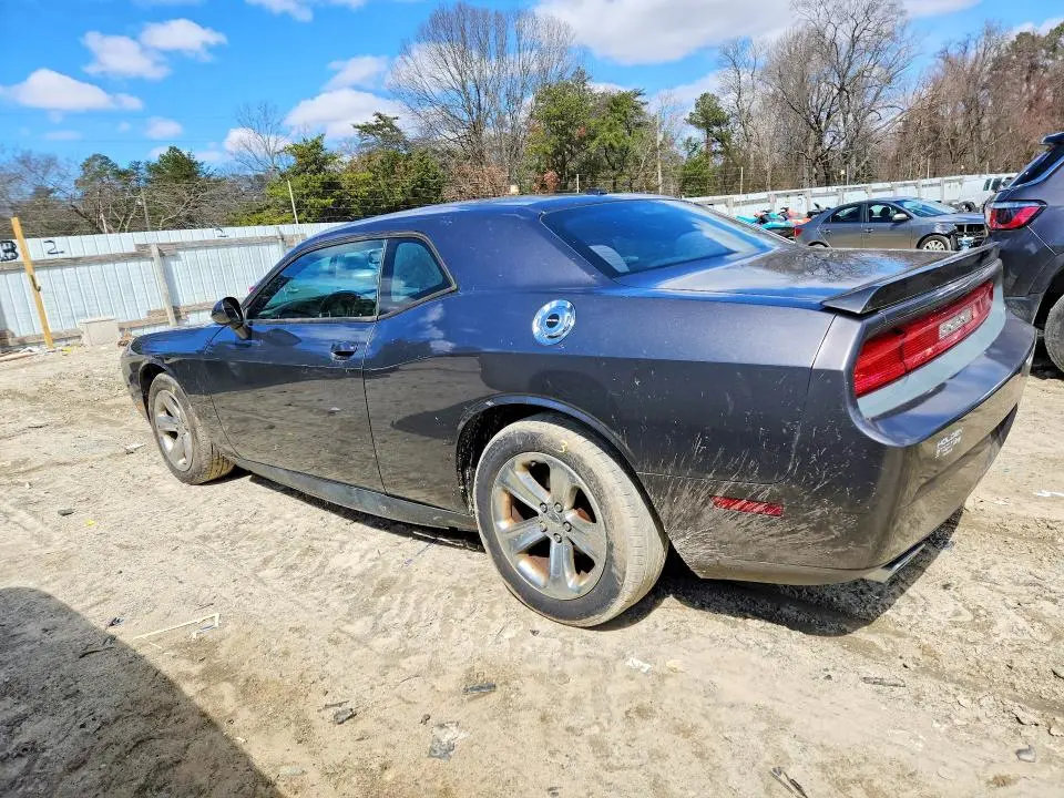 2014 DODGE CHALLENGER SXT  