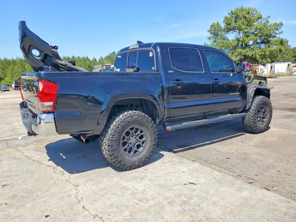 2017 TOYOTA TACOMA SR5 V6  