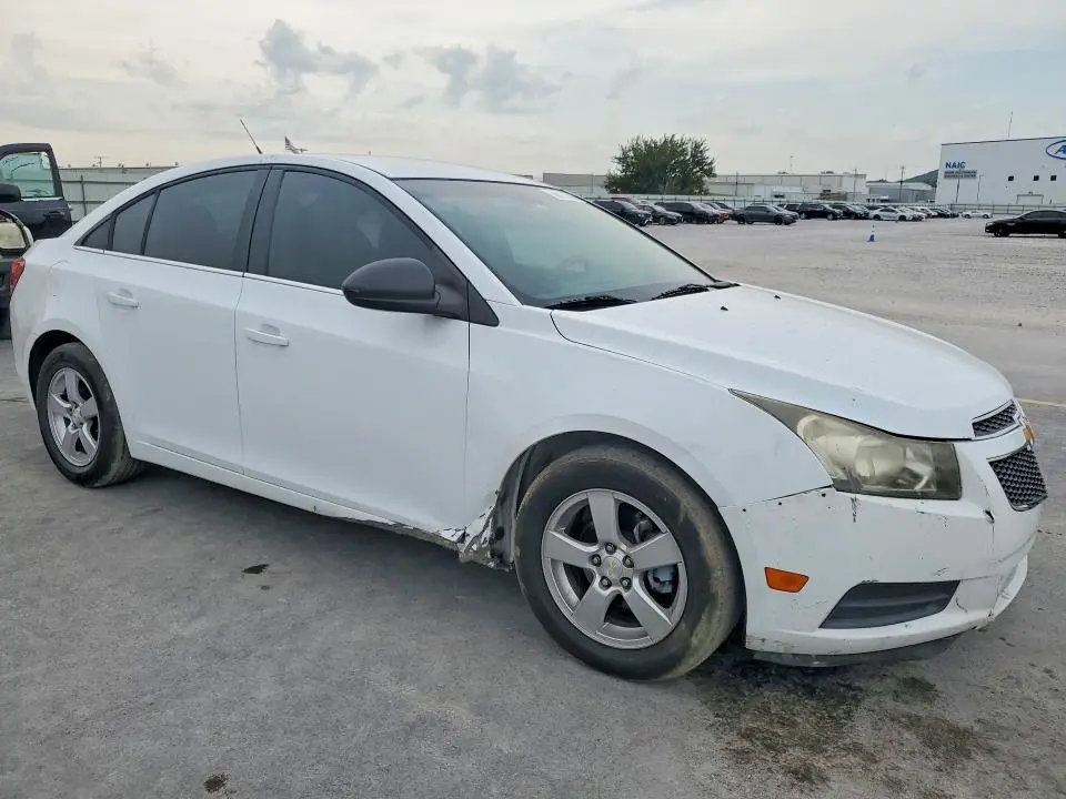 2012 CHEVROLET CRUZE LS  