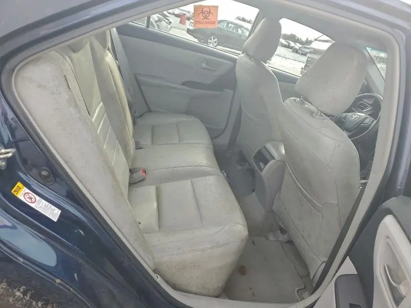 2015 TOYOTA CAMRY LE  