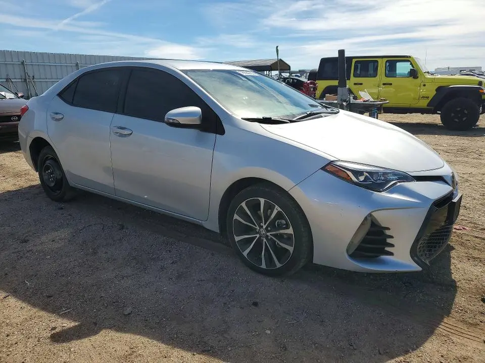 2018 TOYOTA COROLLA SE  