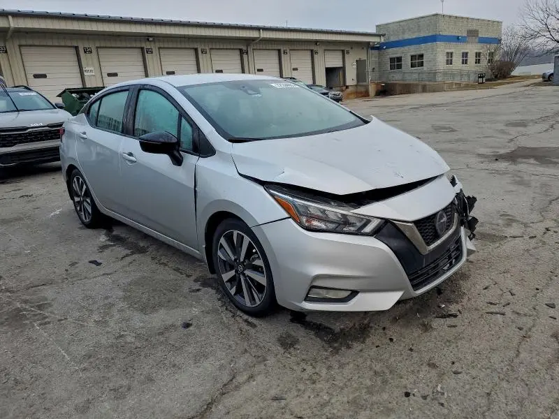 2020 NISSAN VERSA SR  