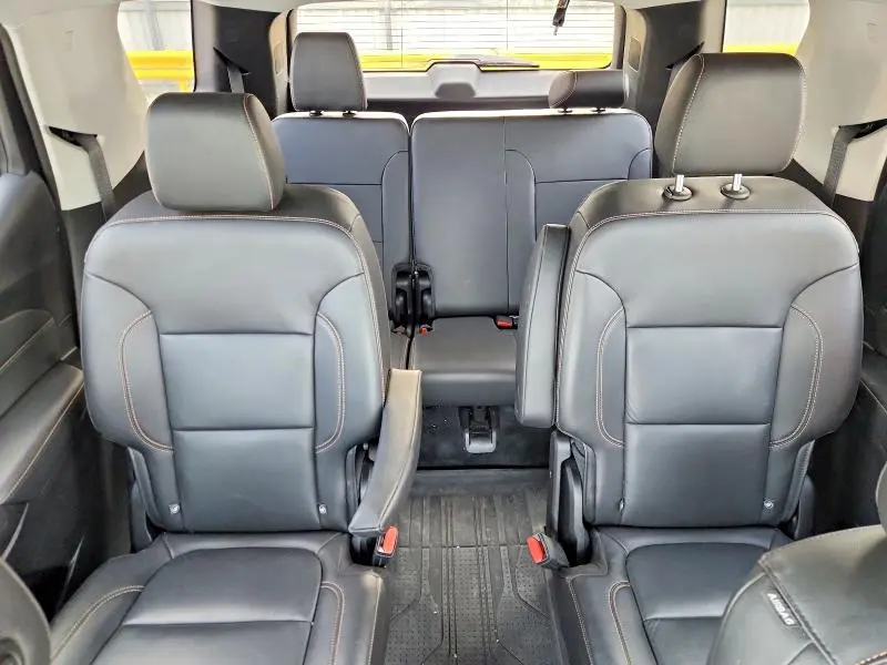 2021 CHEVROLET TRAVERSE LT  