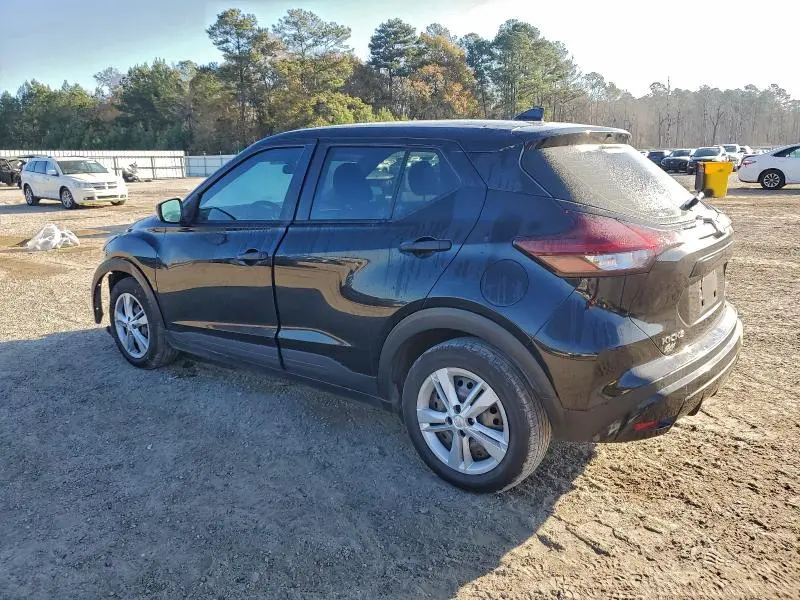 2021 NISSAN KICKS S  