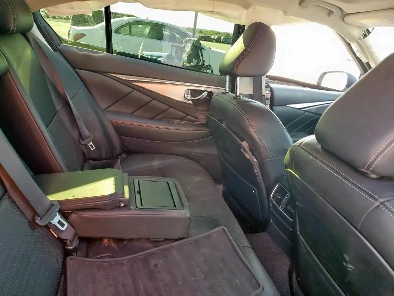 2018 INFINITI Q50 LUXE  