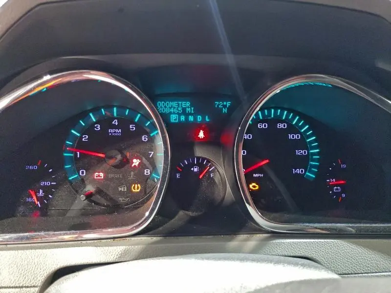 2011 CHEVROLET TRAVERSE LT  