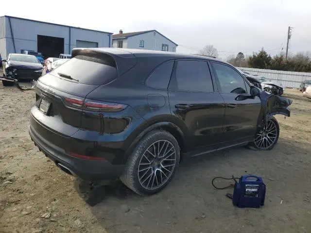 2019 PORSCHE CAYENNE   