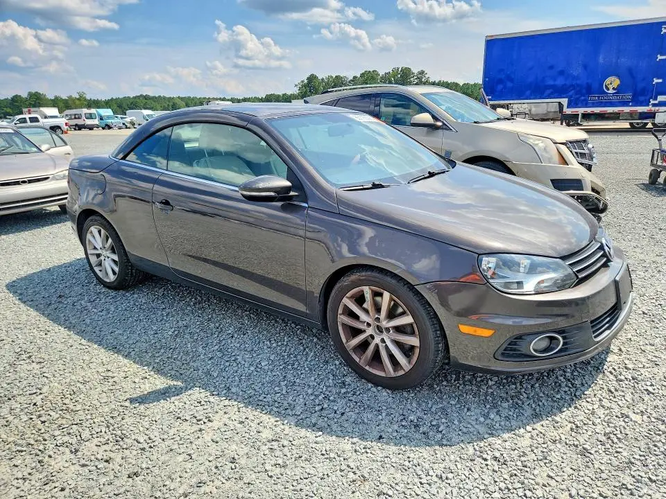 2012 VOLKSWAGEN EOS KOMFORT  