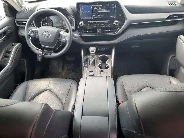2022 TOYOTA HIGHLANDER LIMITED  