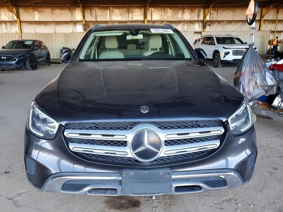 2020 MERCEDES-BENZ GLC 300  