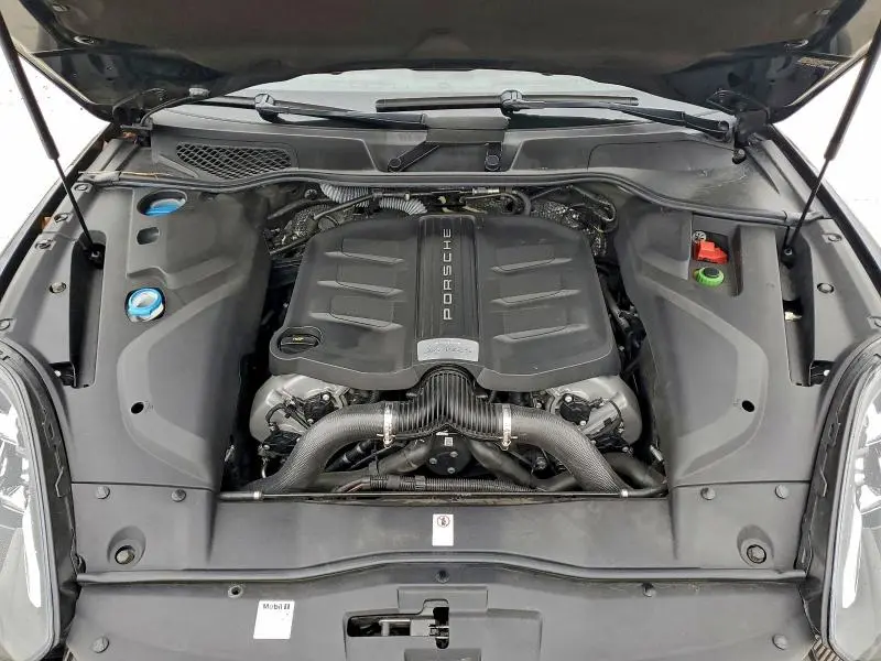 2017 PORSCHE CAYENNE S  