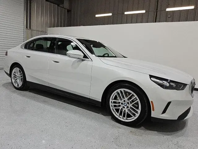 2024 BMW 530 I
