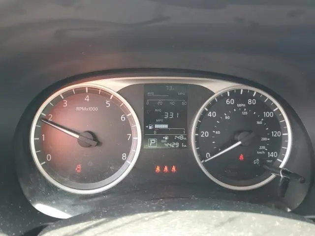 2021 NISSAN KICKS S  