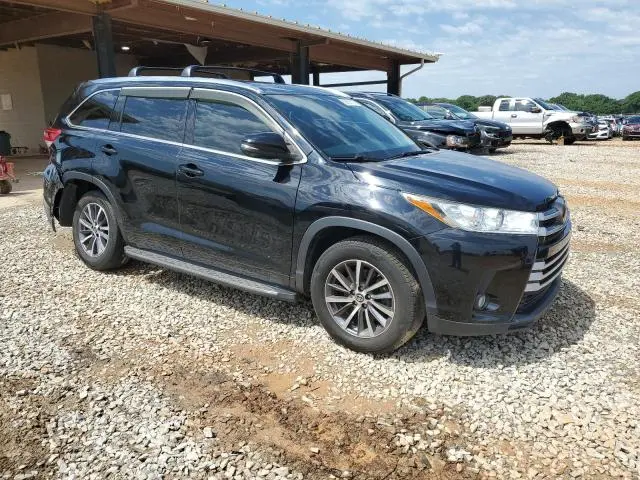 2018 TOYOTA HIGHLANDER SE  
