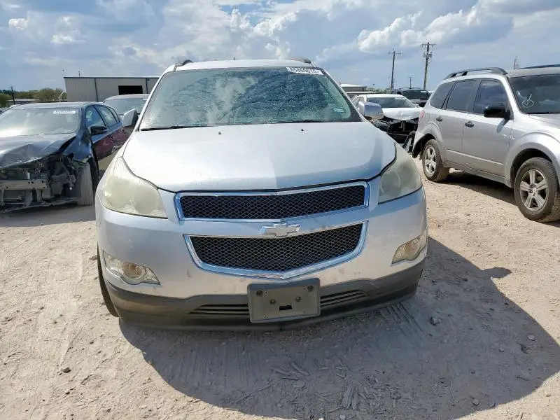 2010 CHEVROLET TRAVERSE LT  