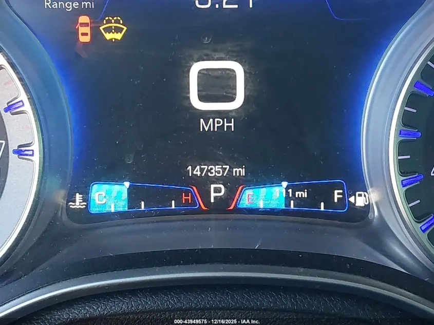 2015 CHRYSLER 300C AWD