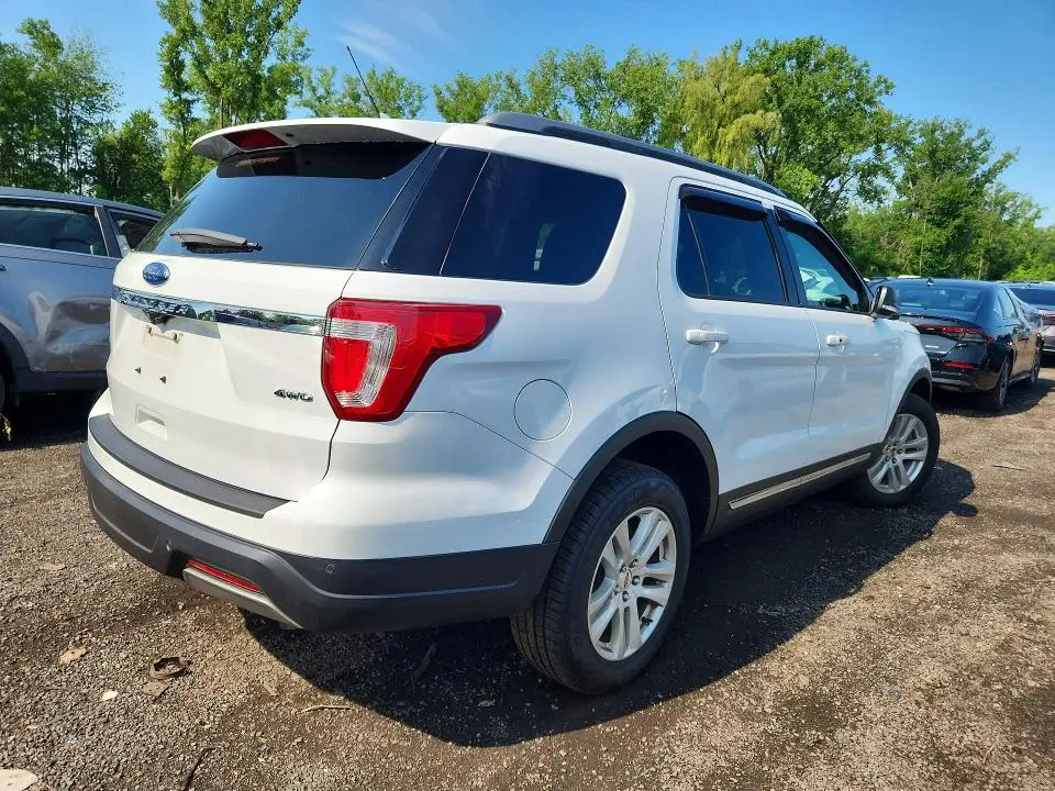 2019 FORD EXPLORER XLT  