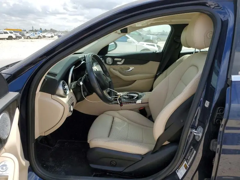 2016 MERCEDES-BENZ C 300  